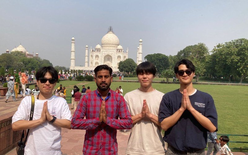 Skip-the-Line Taj Mahal Guided Experience